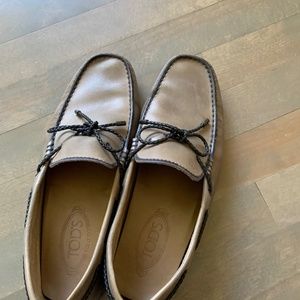 Tods loafers